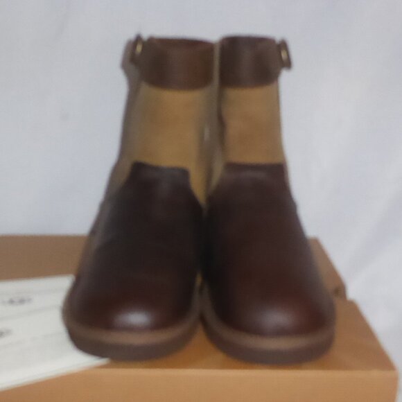 FINAL SALE ๐UGG Lockie Boots Women's 6 Big Kids 4 New in Box * - Picture 3 of 16